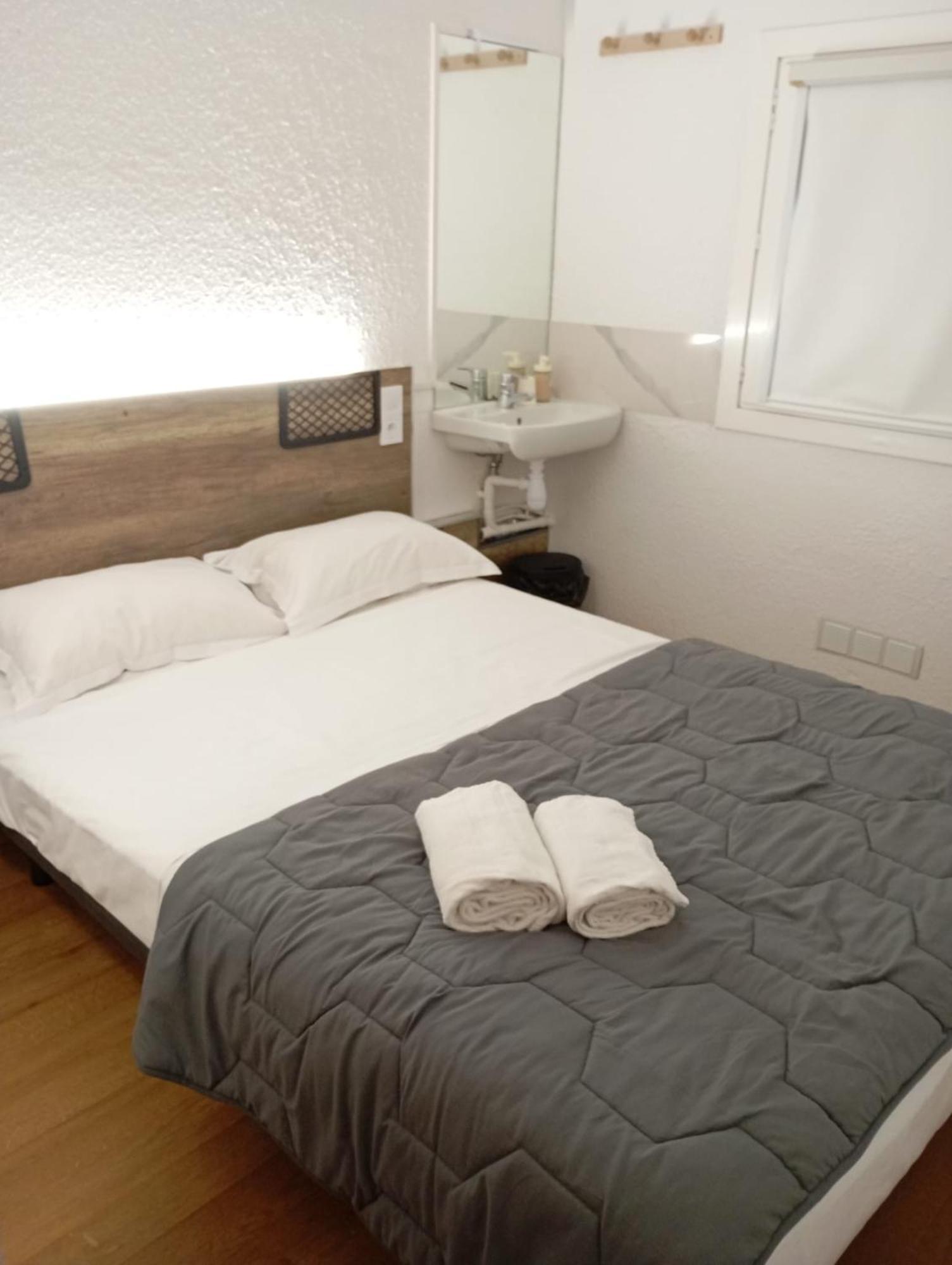Hotel Thania Frontignan Εξωτερικό φωτογραφία