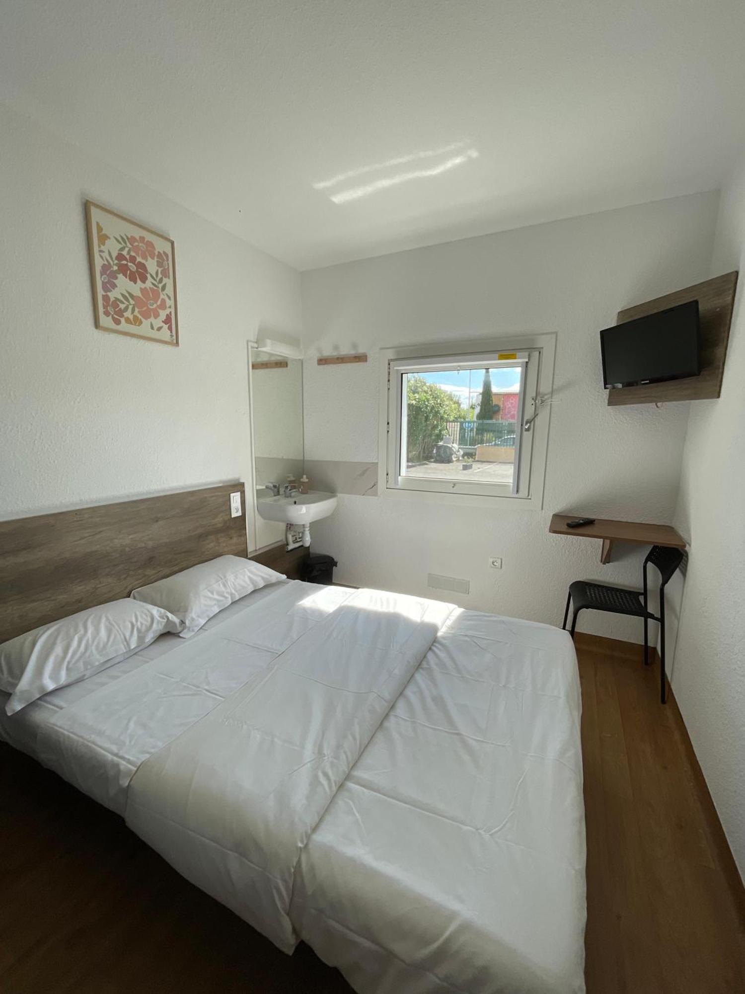 Hotel Thania Frontignan Εξωτερικό φωτογραφία