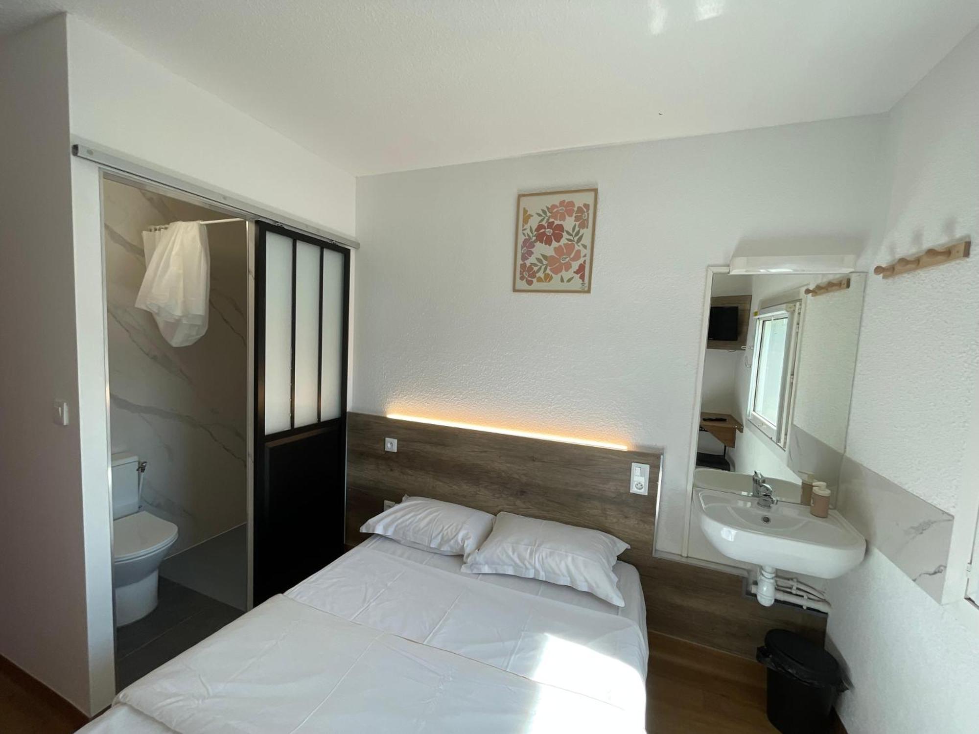 Hotel Thania Frontignan Εξωτερικό φωτογραφία