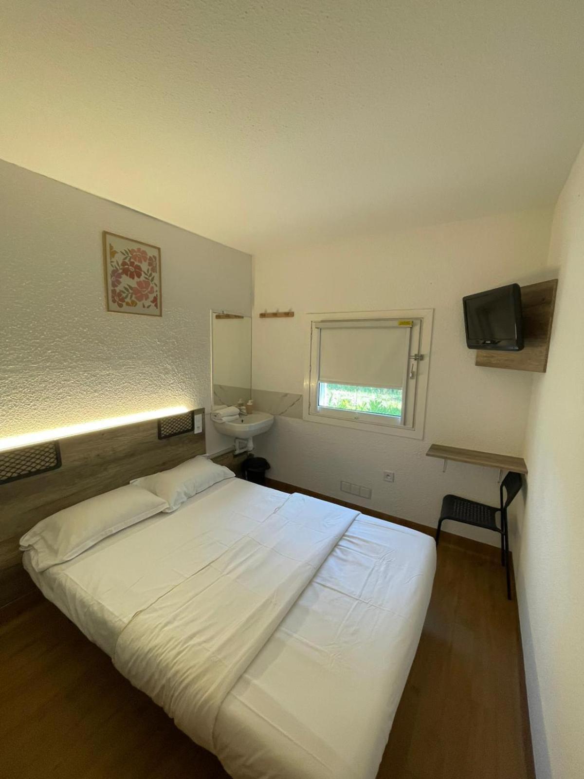 Hotel Thania Frontignan Εξωτερικό φωτογραφία